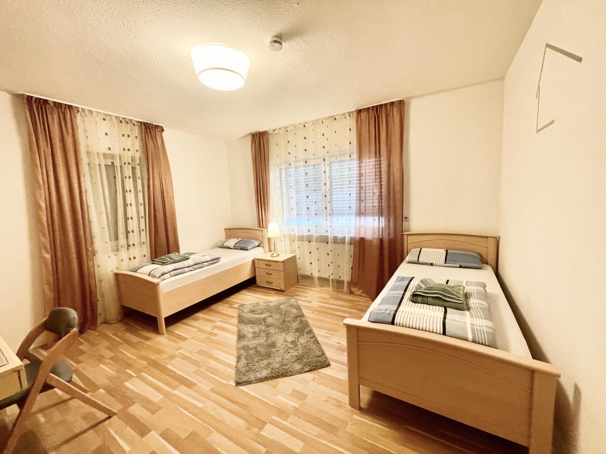 Casa Giulia 2 Zimmer Nahe Giessen, Kueche, Bad, Wlan, Parkplatz Krofdorf-Gleiberg Exterior foto